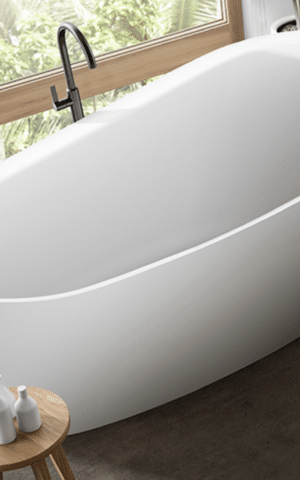 Decina Caval freestanding bath. Gloss white finish